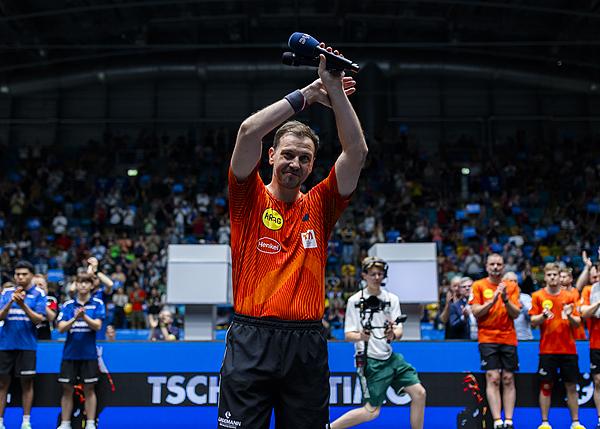 比利时乒乓球队轻取奥地利乒乓球队，波尔完成帽子戏法